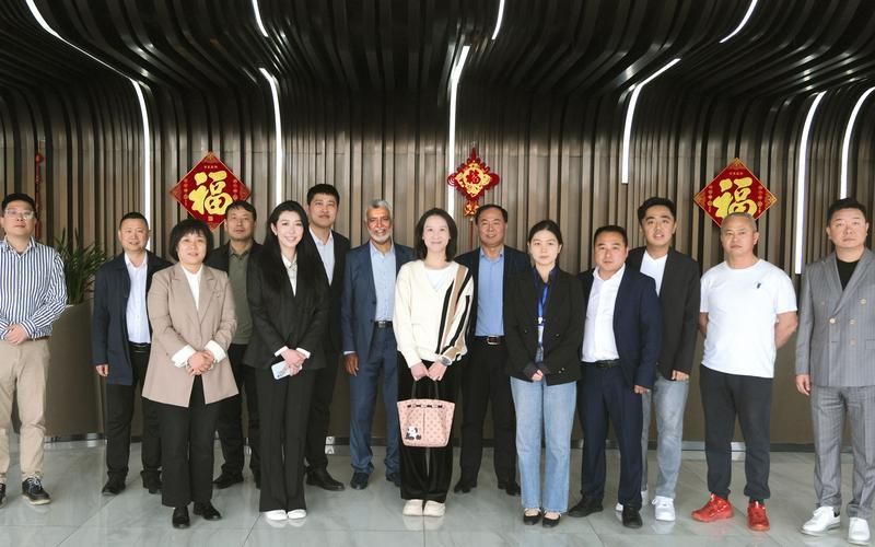 沙特阿拉伯王室王子約瑟夫率“一帶一路”訪(fǎng)問(wèn)團(tuán)蒞臨集團(tuán)參觀交流